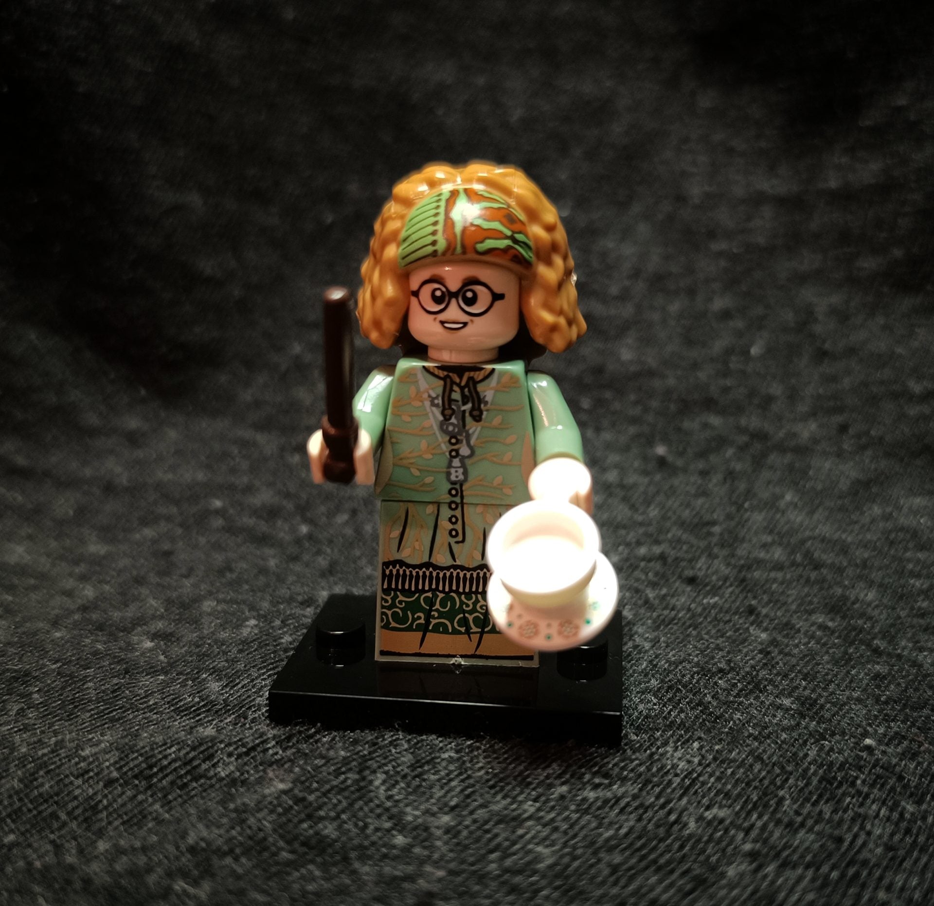 Harry Potter figura - Sybill Trelawney